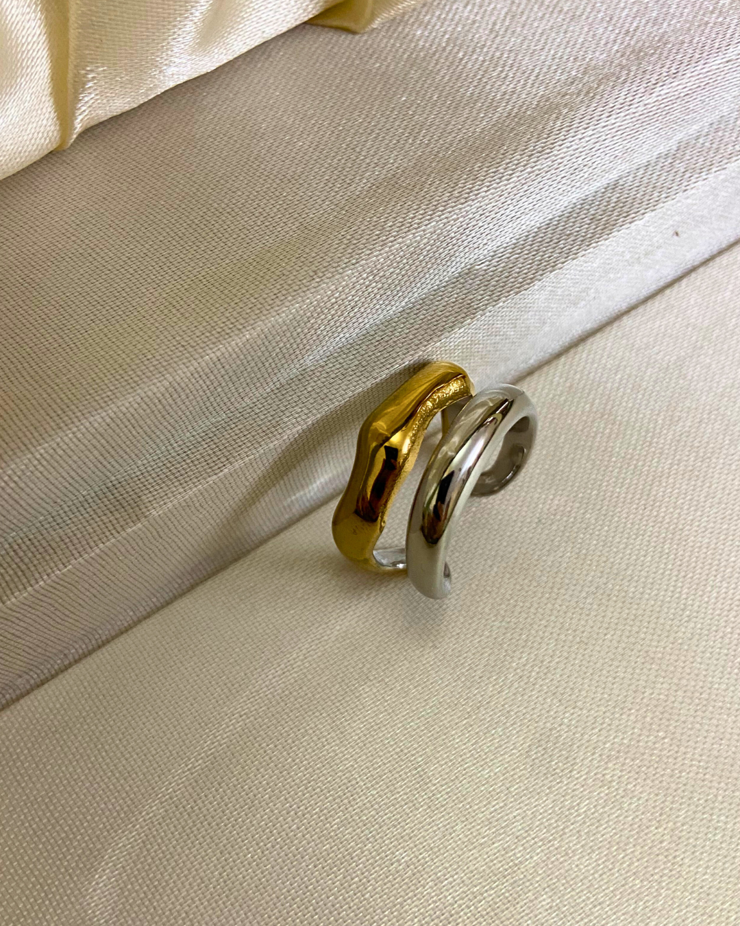 Dual Toned Band Ring