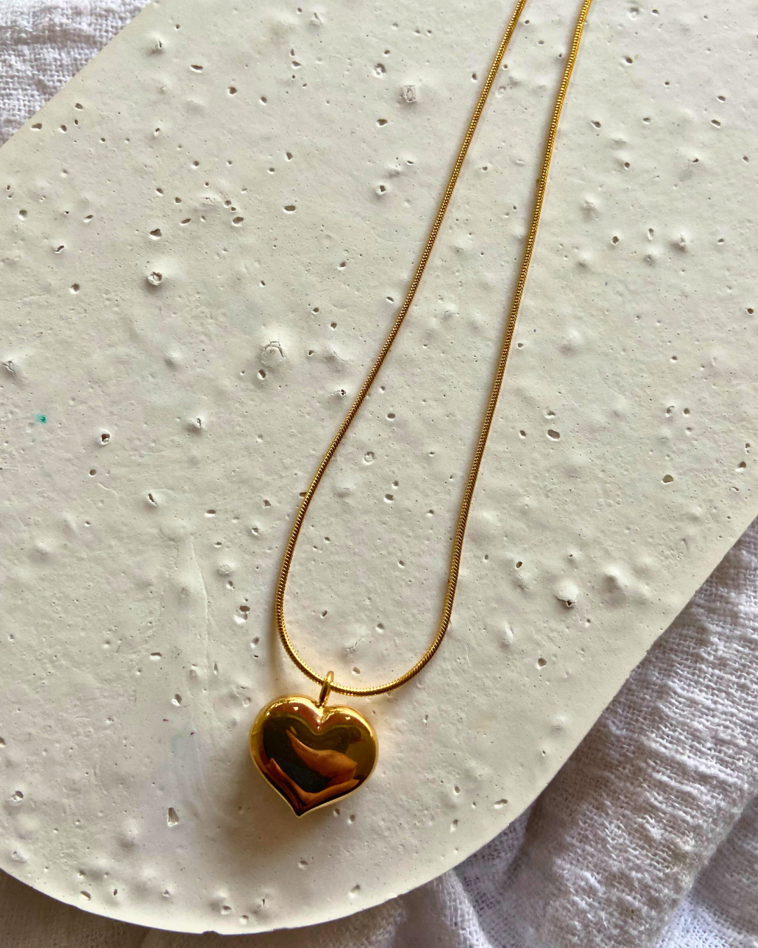 Bella Heart Necklace 18K Gold Plated