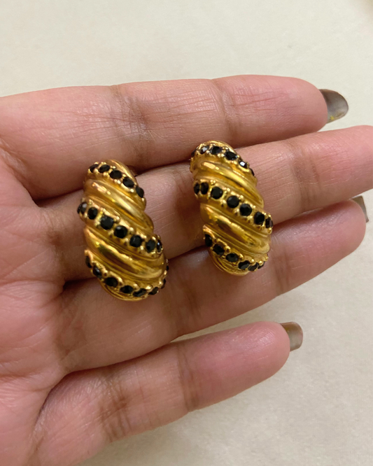 Twisted Croissant Earrings Black- 18K Gold Plated