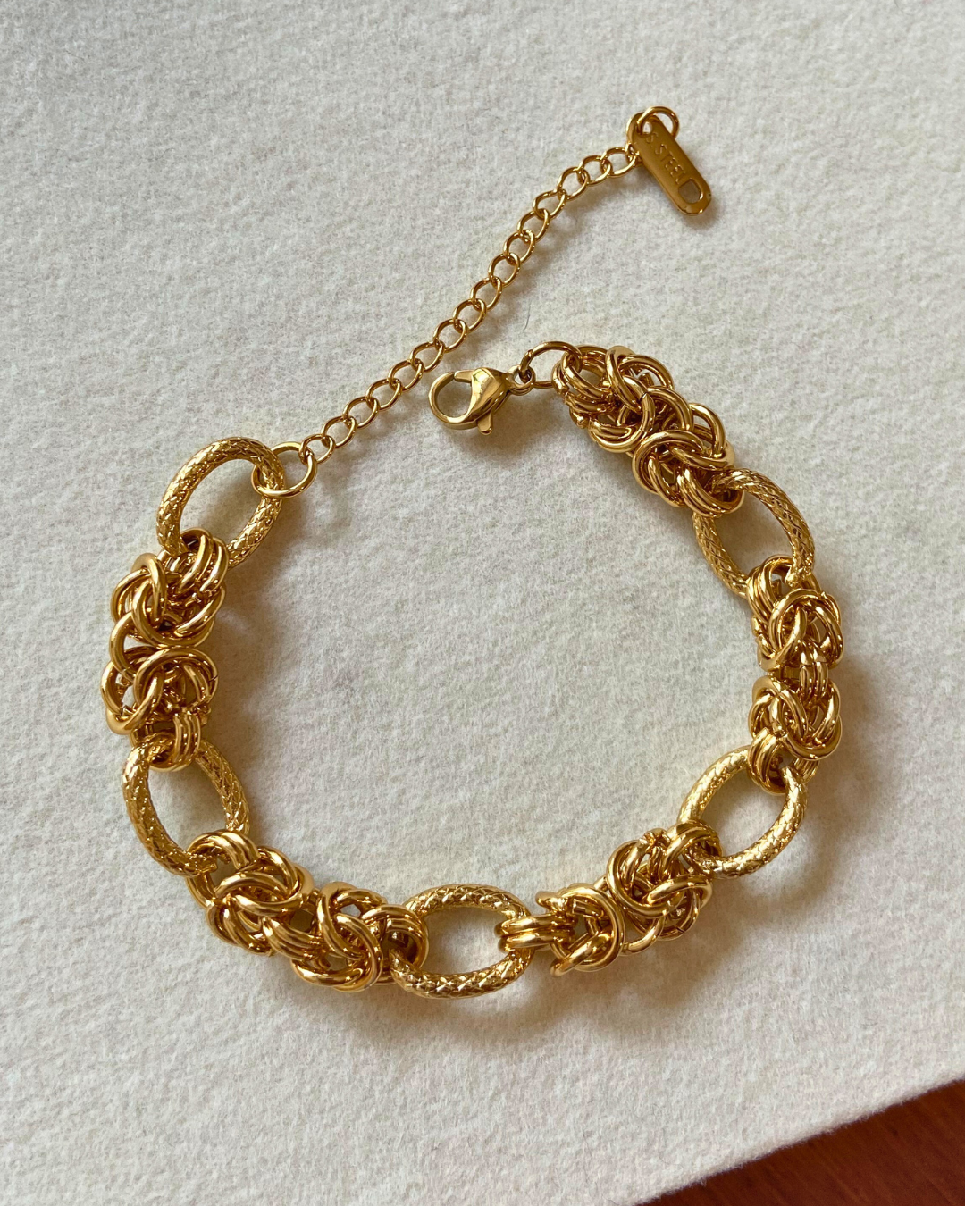 Lumina Chain Bracelet- 18K Gold Plated