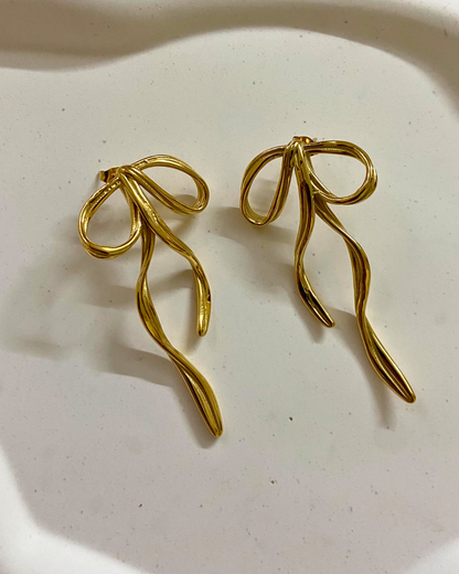 Knotty Bow Earrings 18K Gold Plated