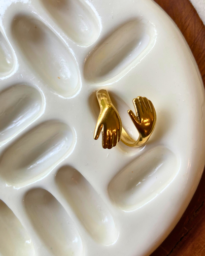 Hug Me Ring- Adjustable