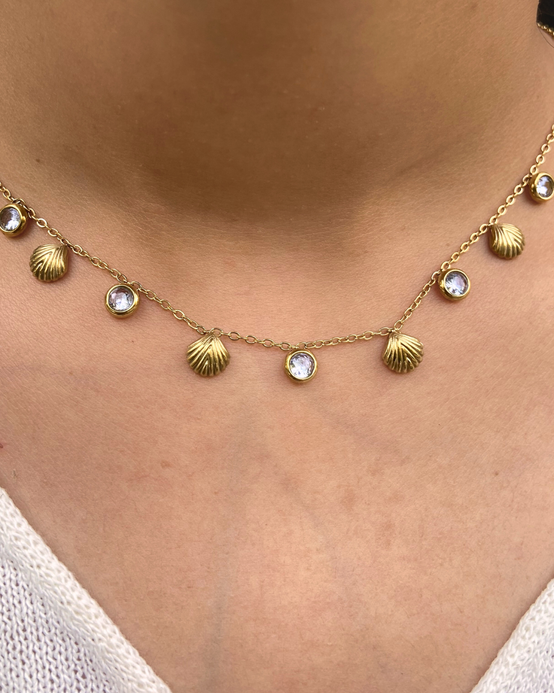 Shell Spark Necklace- 18K Gold Plated