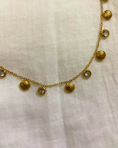 Shell Spark Necklace- 18K Gold Plated