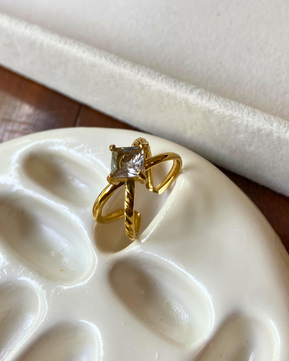 Evelyn Solitaire Ring- Adjustable