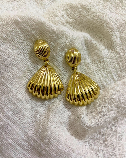 Sundrop Shell Earrings 18K Gold Plated