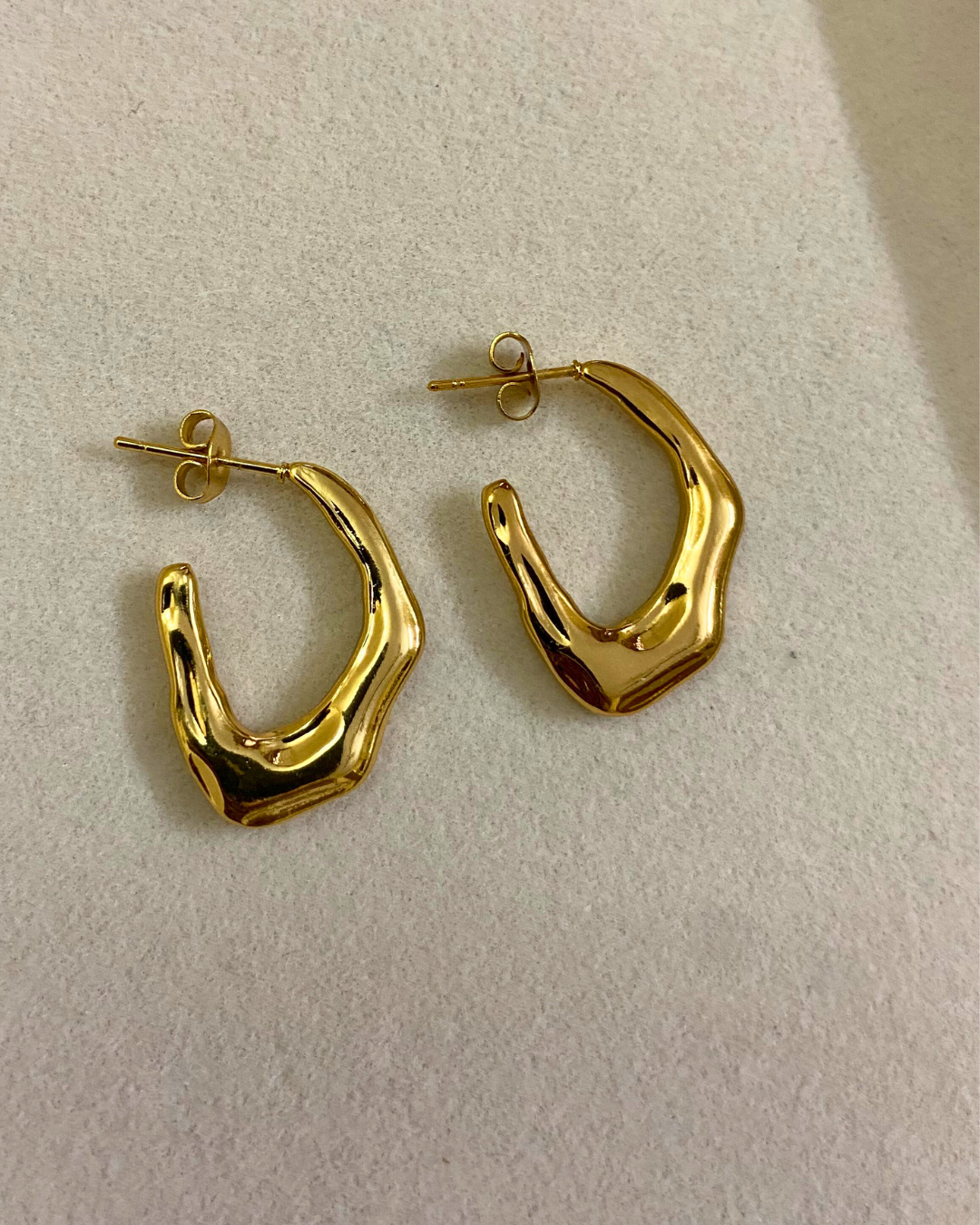 Twisted Arc Hoops- 18K Gold Plated