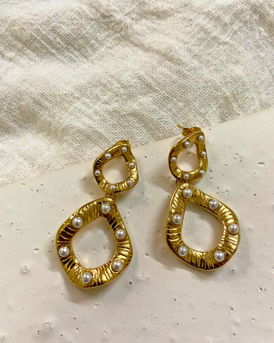 Alizeh Pearl Earrings 18K Gold Plated