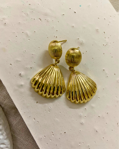 Sundrop Shell Earrings 18K Gold Plated
