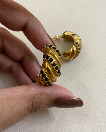 Twisted Croissant Earrings Black- 18K Gold Plated