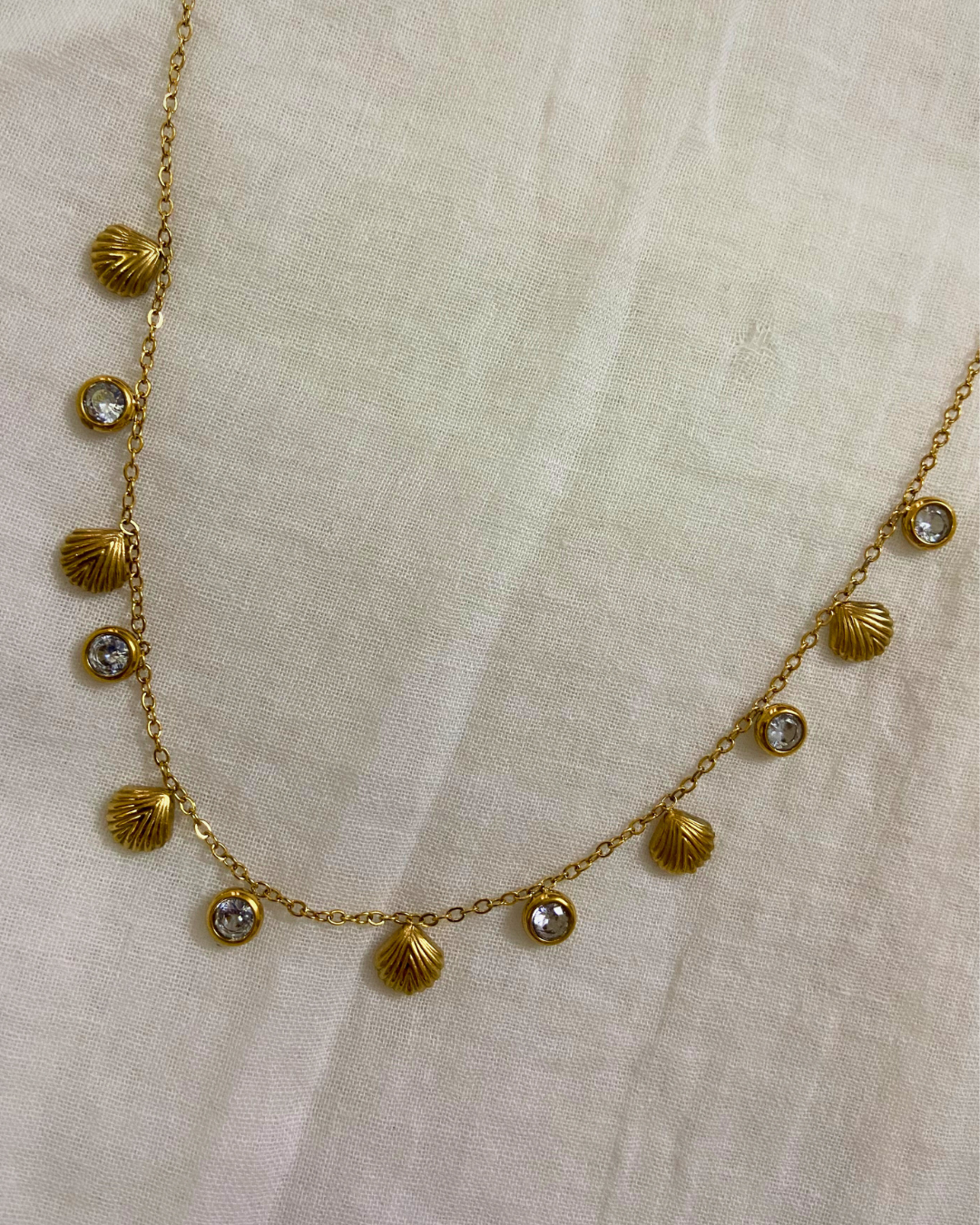 Shell Spark Necklace- 18K Gold Plated
